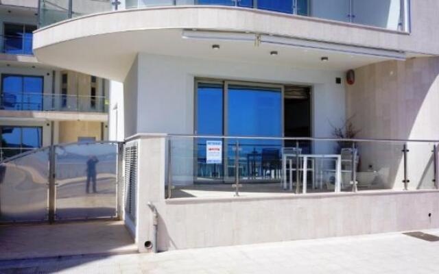 Elegante Appartamento Lungomare Kennedy