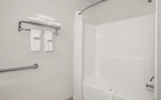 Days Inn Greensboro NC