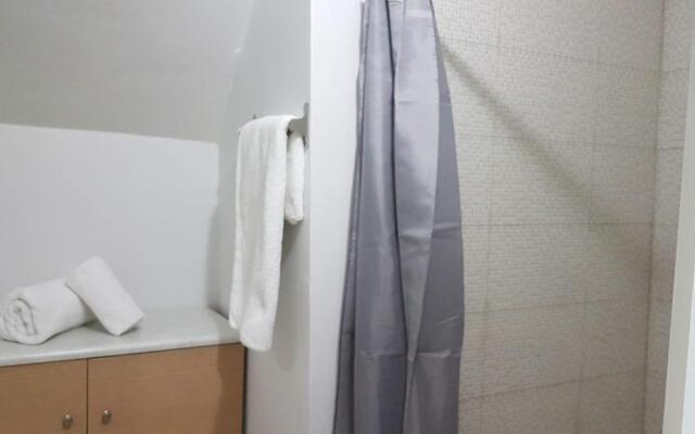 Palette Apartment Terracotta - Athens Center, 3 BD, 2 BATH