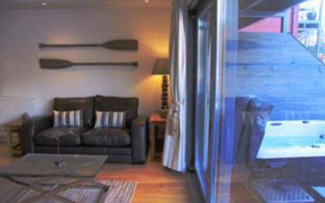 Taymouth Marina - Ben Hope