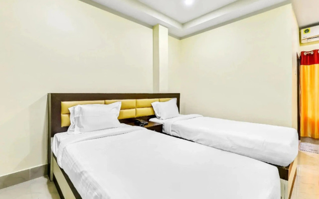 Capital O 85514 Kalpana Hotel