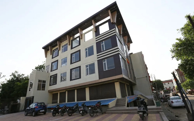 OYO 16003 Hotel Glorify Stay