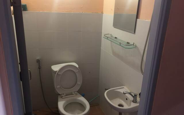 Big Orange Localstay at Siam