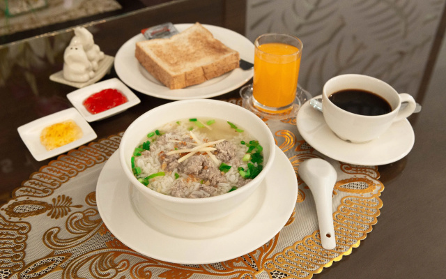 Peppery Hills Hotel