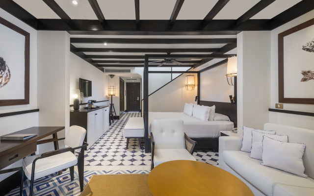 Курортный отель Ocean Riviera Paradise