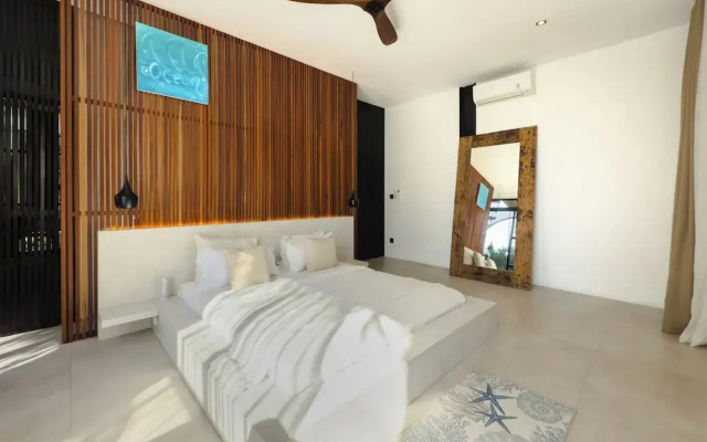Baliwood Residence Villas by BREIG