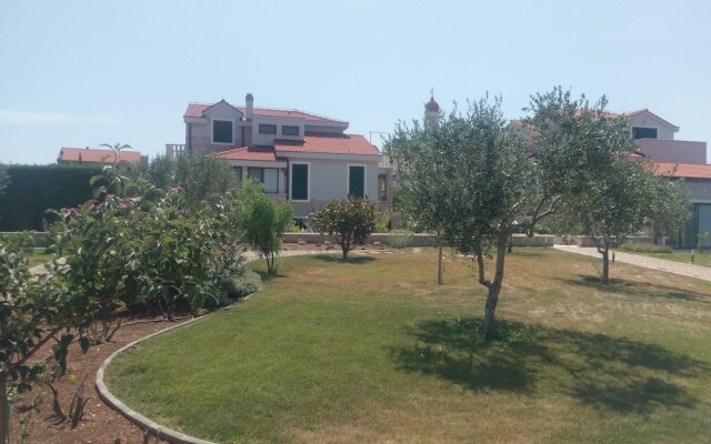 Apartment Lucija