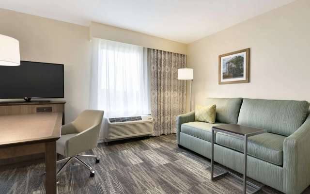 Hampton Inn & Suites Niles/Warren