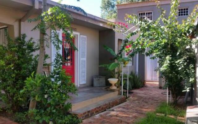 LekkeRus Guest House