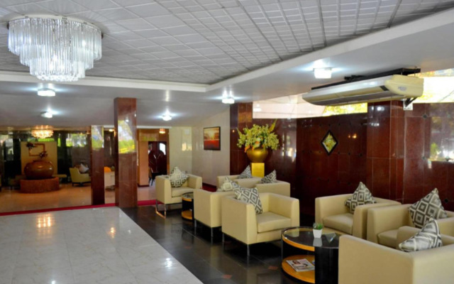 Good Wood Airport Hotel