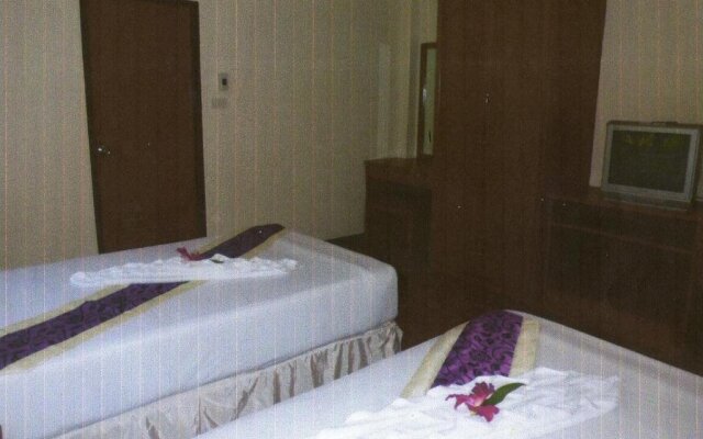 Thai Diamond Land Kaengkrachan