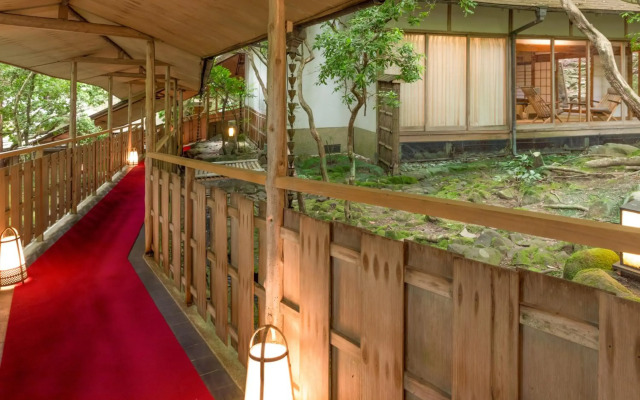 Tsukihitei Ryokan