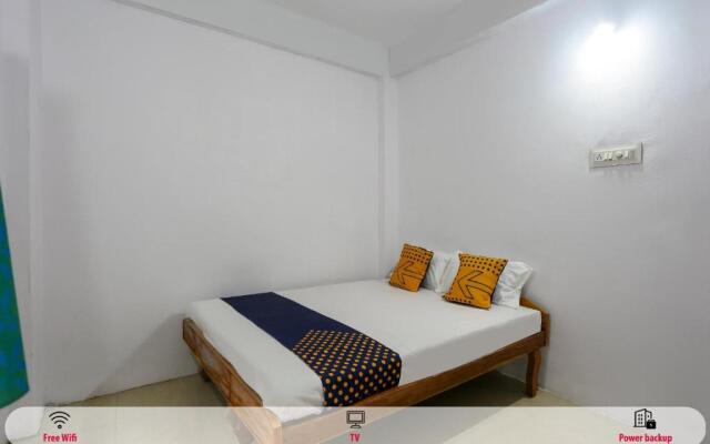 SPOT ON Thozhupaadan Residency