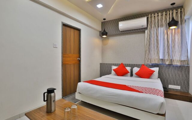 OYO 15981 Hotel Shiv Ganga