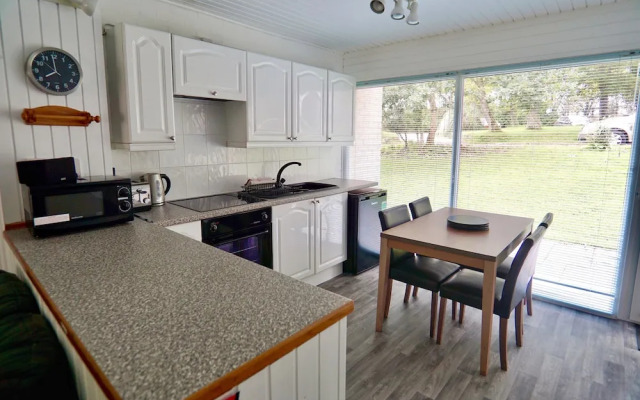 Special 2 Bedroom Home In White Cross