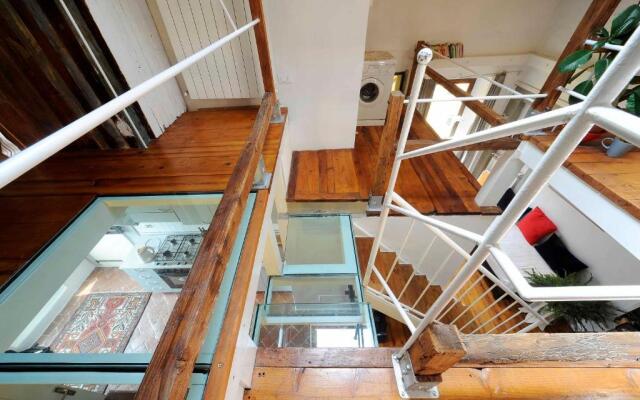 La casa dei Legni Parlanti