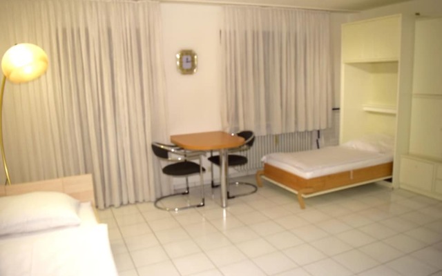 AB Apartment 79