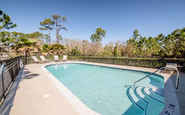 Footprints in the Sand at Arborgate