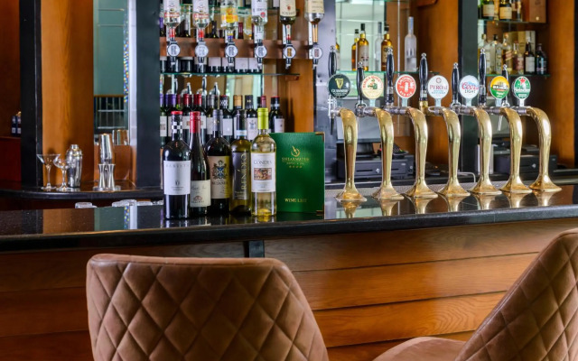 Shearwater Hotel & Spa