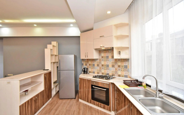 Rent Inn Yerevan (Rent Inn Yerevan) on 34 Tchaikovsky Street