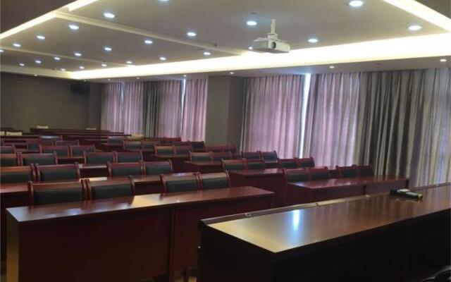 City Comfort Inn Yichang East Railway Station
