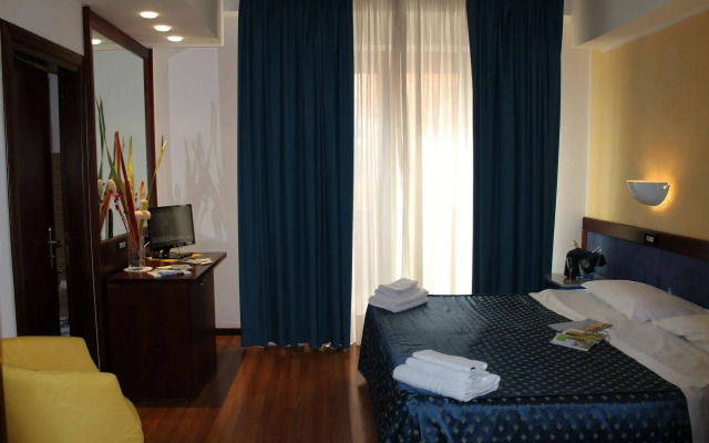 Hotel De La Ville