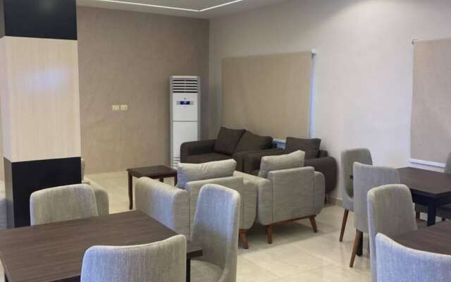 Grand Plaza Hotel