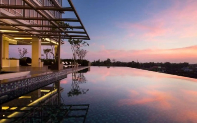 Grand Mercure Solo Baru