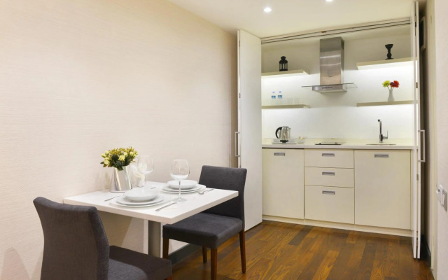 Nish İstanbul Suites