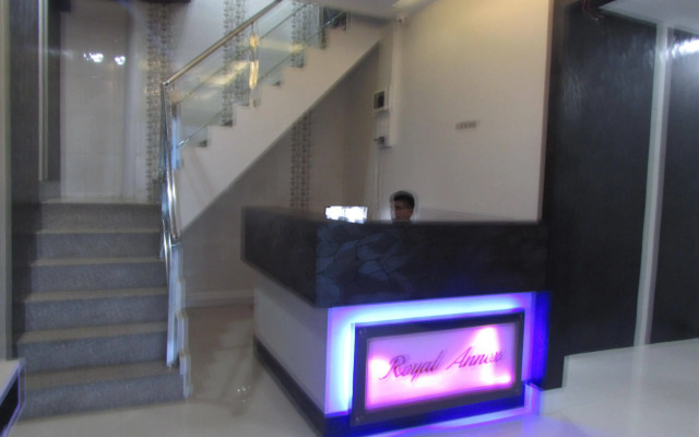 OYO 328 Hotel Royal Grand