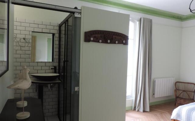 Manoir Le Parc near Paris & Disneyland