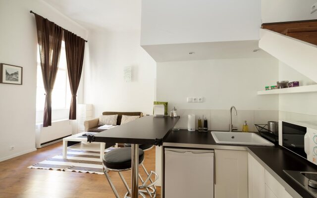 Kadar Apartments