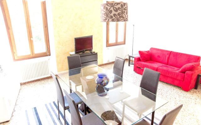 Apartment With 4 Bedrooms In Venezia, With Furnished Terrace And Wifi