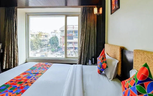 OYO Rooms Ahmedabad Maninagar Station