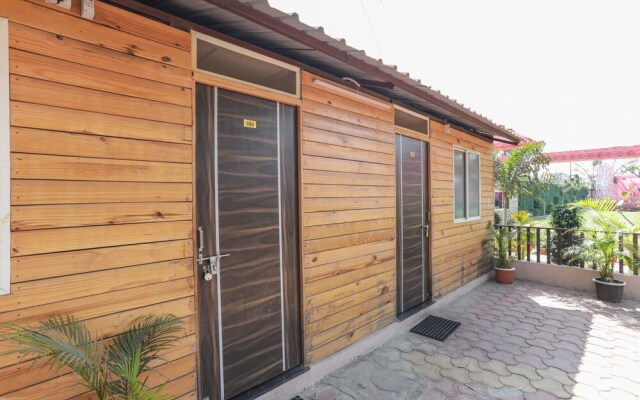 OYO 30383 Hotel Milan Parinay