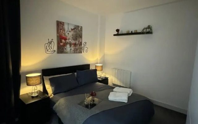 1 Bed-sleeps 4-town Centre-10 min to Ascot- Pets
