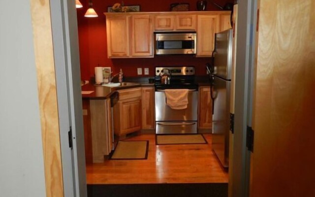 Cabins on Maple River