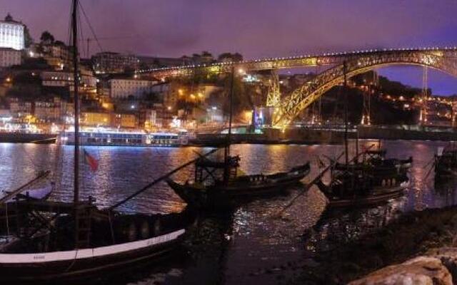 Apartment With one Bedroom in Porto, With Furnished Terrace and Wifi -