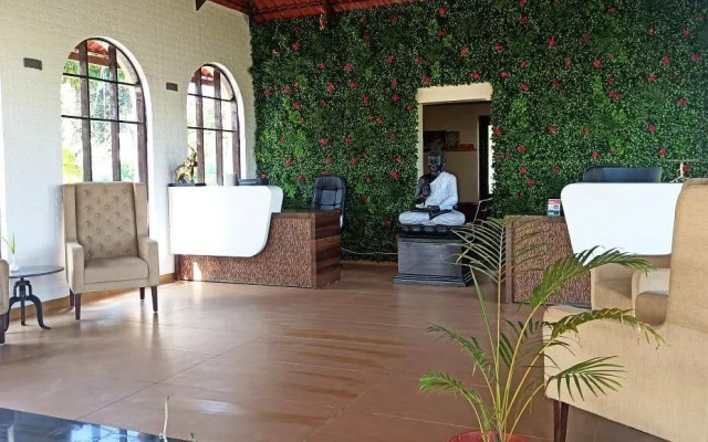 The Pench International