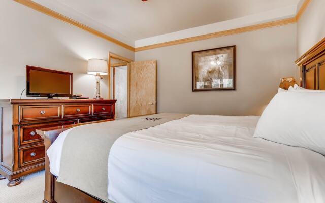 Chateaux DuMont 2724