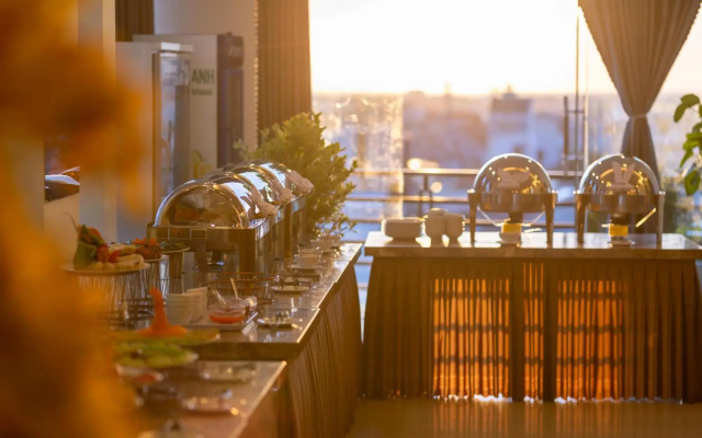 Hue Crown Boutique Hotel