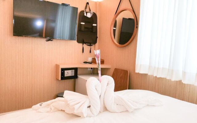 The Million Hostel 19