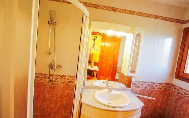 Pineda - modern, well-equipped villa with private pool in Costa Blanca