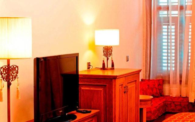 Celine Hotel