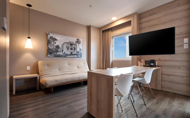 ibis Torreon