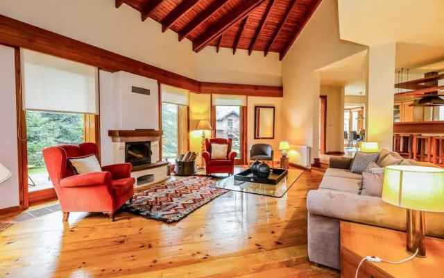 Spacious Private Villa With Pool in Sile
