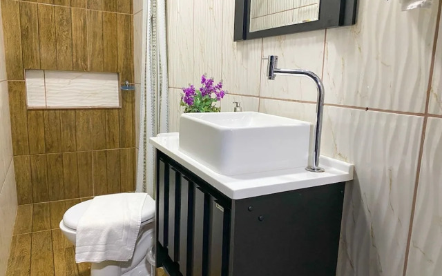 Casa Central piscina e AC para 8 hospede