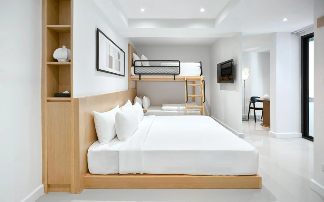 Livable Hotel Bangkok - Image 2