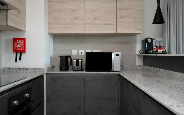 Fraser Suites AL Liwan