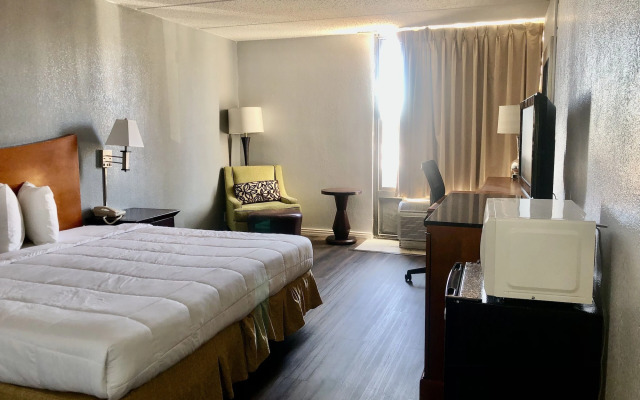 The Grand Hotel Spindletop